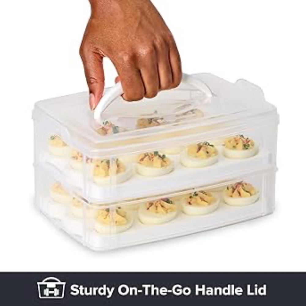 Snapware Multi-Use Egg-Tainer - Picture 3 of 10